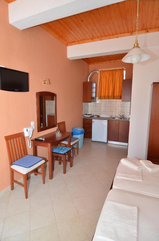 Avra Apartments Limenaria  Oda fotoğraf